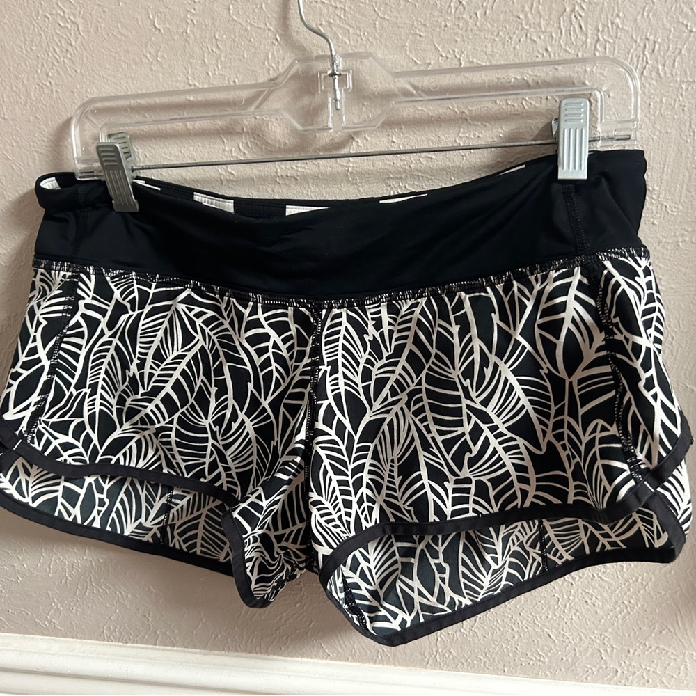 Lululemon Speed Up Shorts